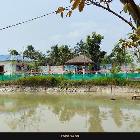 India Tours Only Ekanta Apan Hotel Mathurakhanda Kültér fotó