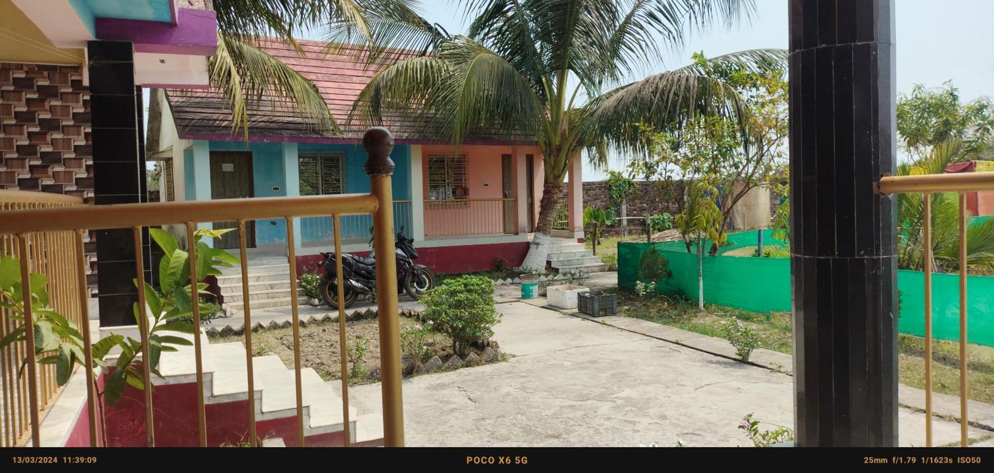India Tours Only Ekanta Apan Hotel Mathurakhanda Kültér fotó